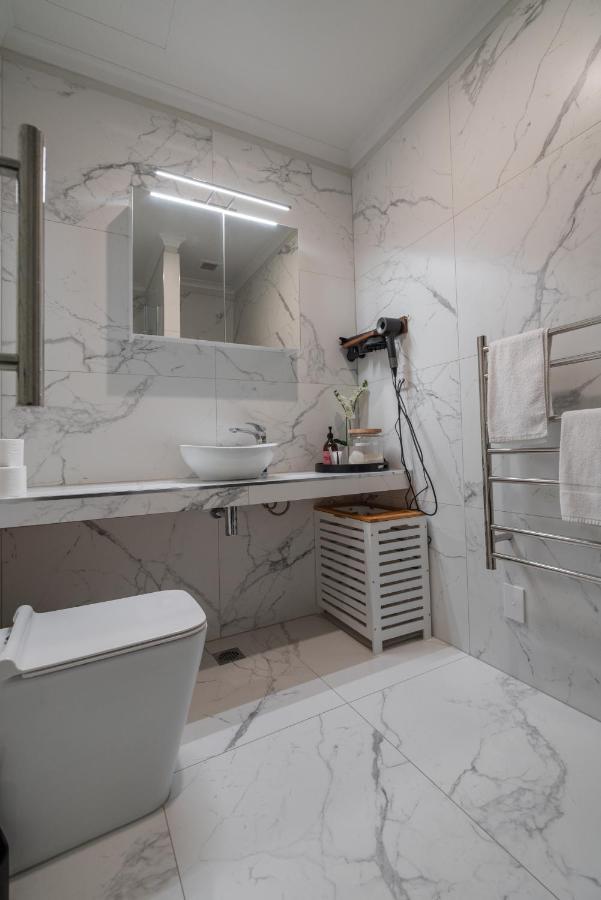 Luxury Apartment - Parking - Hot Tub - Stunning Views โอ๊คแลนด์ ภายนอก รูปภาพ