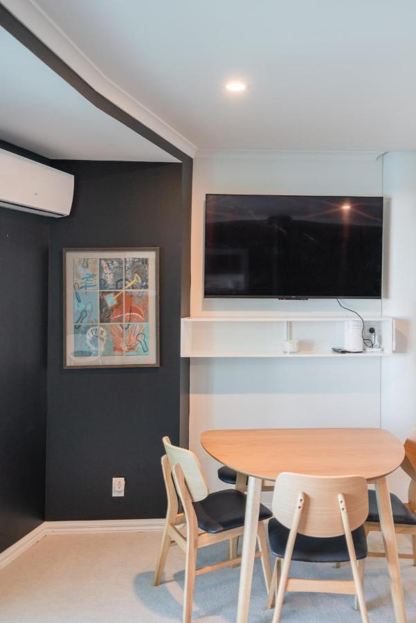 Luxury Apartment - Parking - Hot Tub - Stunning Views โอ๊คแลนด์ ภายนอก รูปภาพ