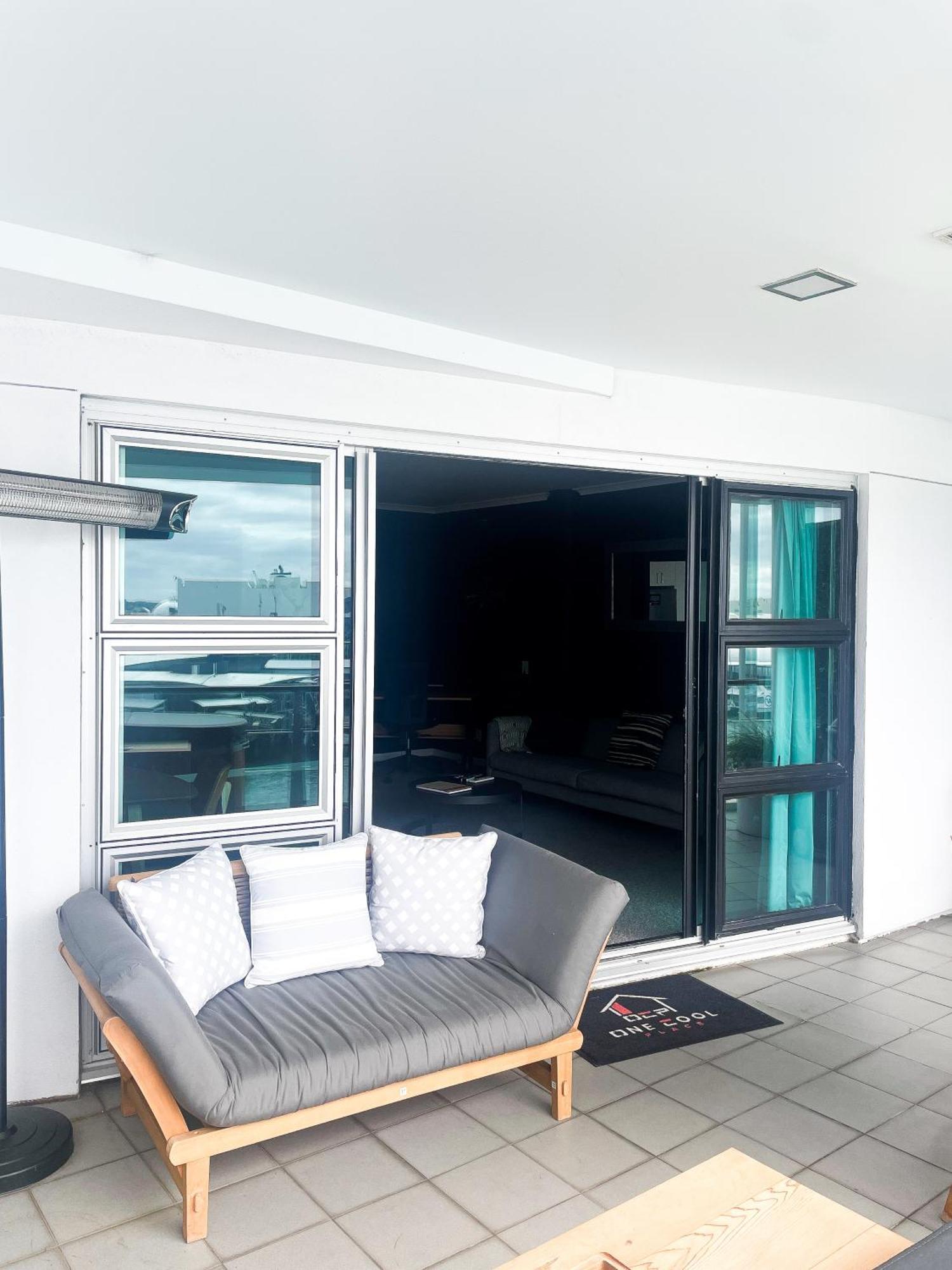 Luxury Apartment - Parking - Hot Tub - Stunning Views โอ๊คแลนด์ ภายนอก รูปภาพ
